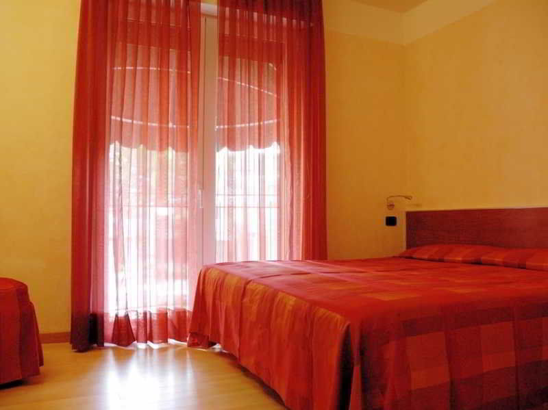 Hotel Savoia Lignano Sabbiadoro Exterior foto